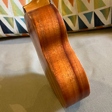 画像をギャラリービューアに読み込む, カマカ HF-1 ソプラノウクレレ #250585