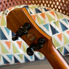 画像をギャラリービューアに読み込む, アヌエヌエ UC200 コンサートウクレレ #2501051