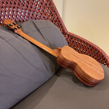 画像をギャラリービューアに読み込む, コアロハ KCM-02 コンサートロングネックウクレレ #2403223