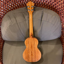 画像をギャラリービューアに読み込む, コアロハ KCM-02 コンサートロングネックウクレレ #2403223