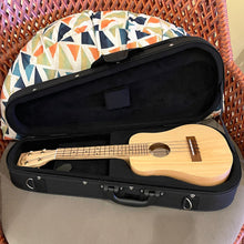 画像をギャラリービューアに読み込む, ゼファー CK-Hinoki コンサートウクレレ ベルシェイプ 檜 #2406032