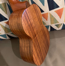 画像をギャラリービューアに読み込む, カマカ HF-2I コンサート スロットヘッド ウクレレ #240455