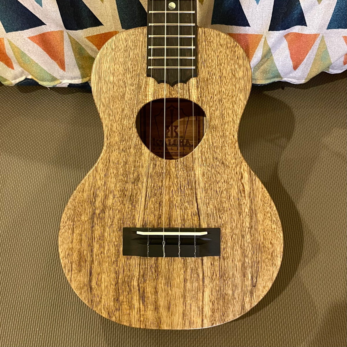 コアロハ KCM-10MG マンゴー コンサート ウクレレ #2411204 – Ukulele 