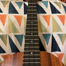 画像をギャラリービューアに読み込む, カマカ HF-3 FEab+ セミカスタム テナー アバロン ロゼット付き ウクレレ #240982