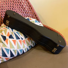 画像をギャラリービューアに読み込む, アナオレ AC コンサートウクレレ #27121124