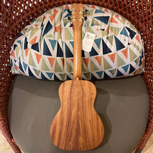 画像をギャラリービューアに読み込む, Kanile'a HNS-T ナチュラル テナー ウクレレ #0125-28860