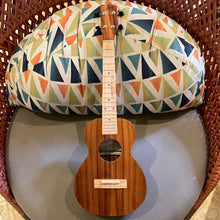 画像をギャラリービューアに読み込む, Ana'ole AT テナー ウクレレ #27650525