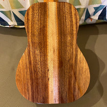 画像をギャラリービューアに読み込む, Kanile'a K-1 C コア コンサート ウクレレ #0725-29249