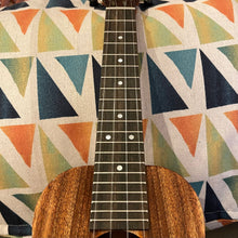 画像をギャラリービューアに読み込む, Kanile'a K-1 C コア コンサート ウクレレ #0725-29249