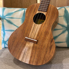 画像をギャラリービューアに読み込む, マイレレイ TK-2 テナーウクレレ