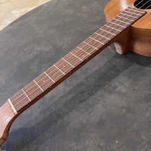 画像をギャラリービューアに読み込む, マイレレイ TK-2 テナーウクレレ