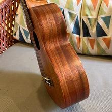 画像をギャラリービューアに読み込む, カマカ HF-2I コンサート スロットヘッド ウクレレ #241199
