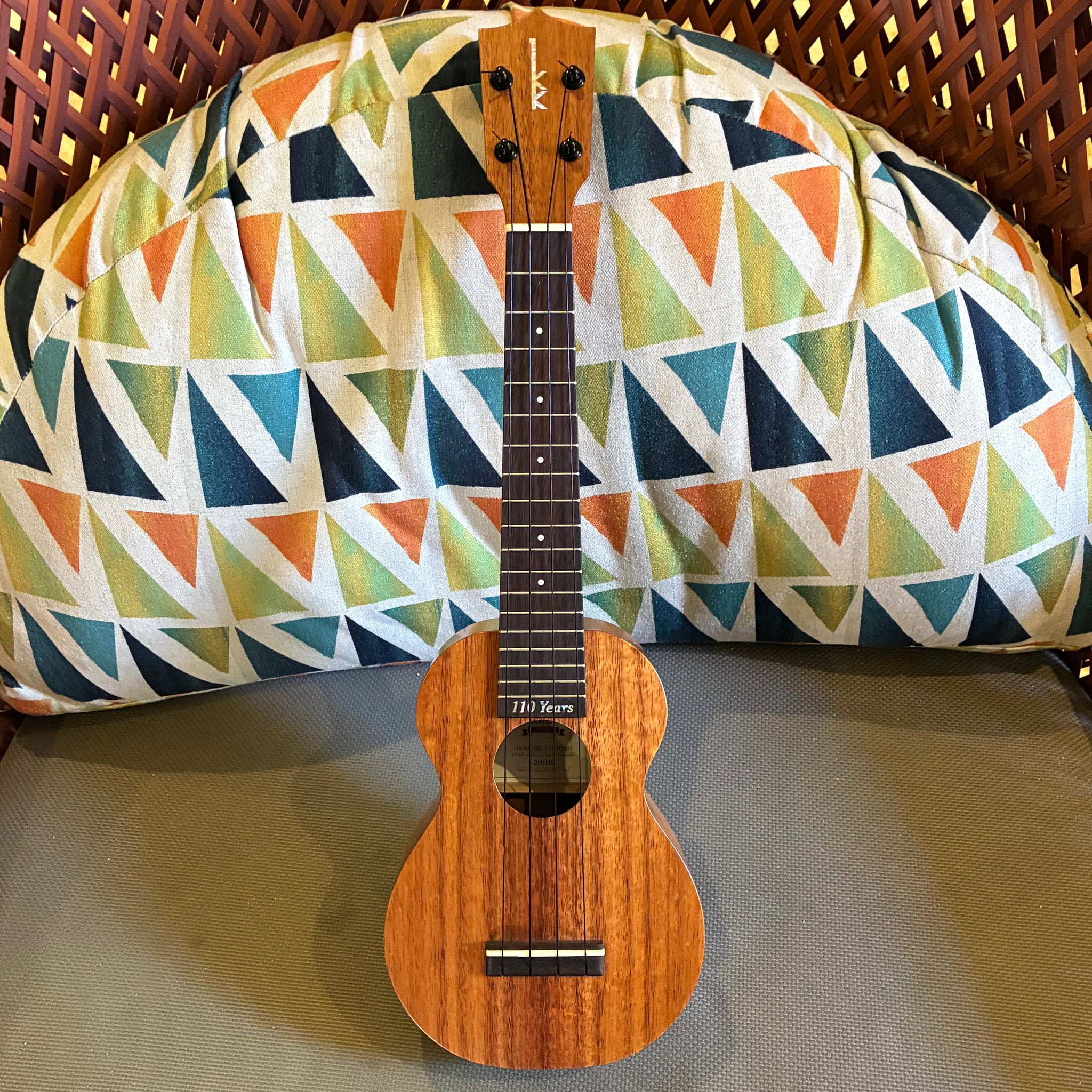 カマカ HF-1L ソプラノロングネックウクレレ #260102 – Ukulele Puapua