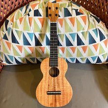 画像をギャラリービューアに読み込む, カマカ HF-2 コンサートウクレレ #250693
