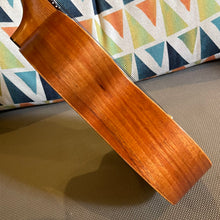 画像をギャラリービューアに読み込む, カマカ HF-2 コンサートウクレレ #250693
