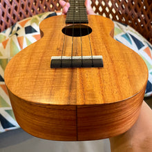 画像をギャラリービューアに読み込む, カマカ HF-2 コンサートウクレレ #250693
