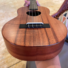 画像をギャラリービューアに読み込む, KoAloha KTM-10 テナー ウクレレ #2601061
