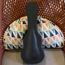 画像をギャラリービューアに読み込む, アナオレ AC コンサートウクレレ #27971225
