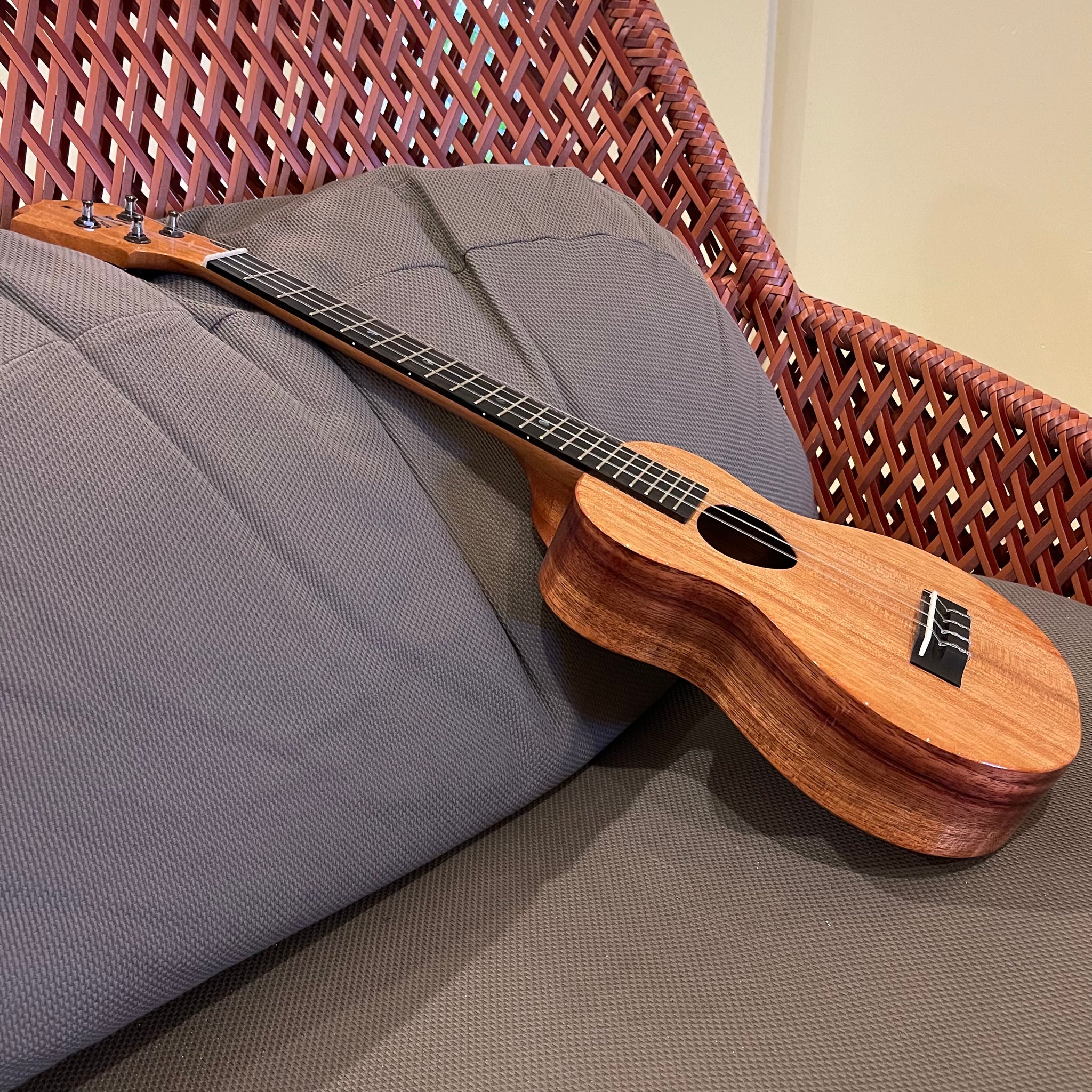 コアロハ KCM-02 コンサートロングネックウクレレ #2403223 – Ukulele 
