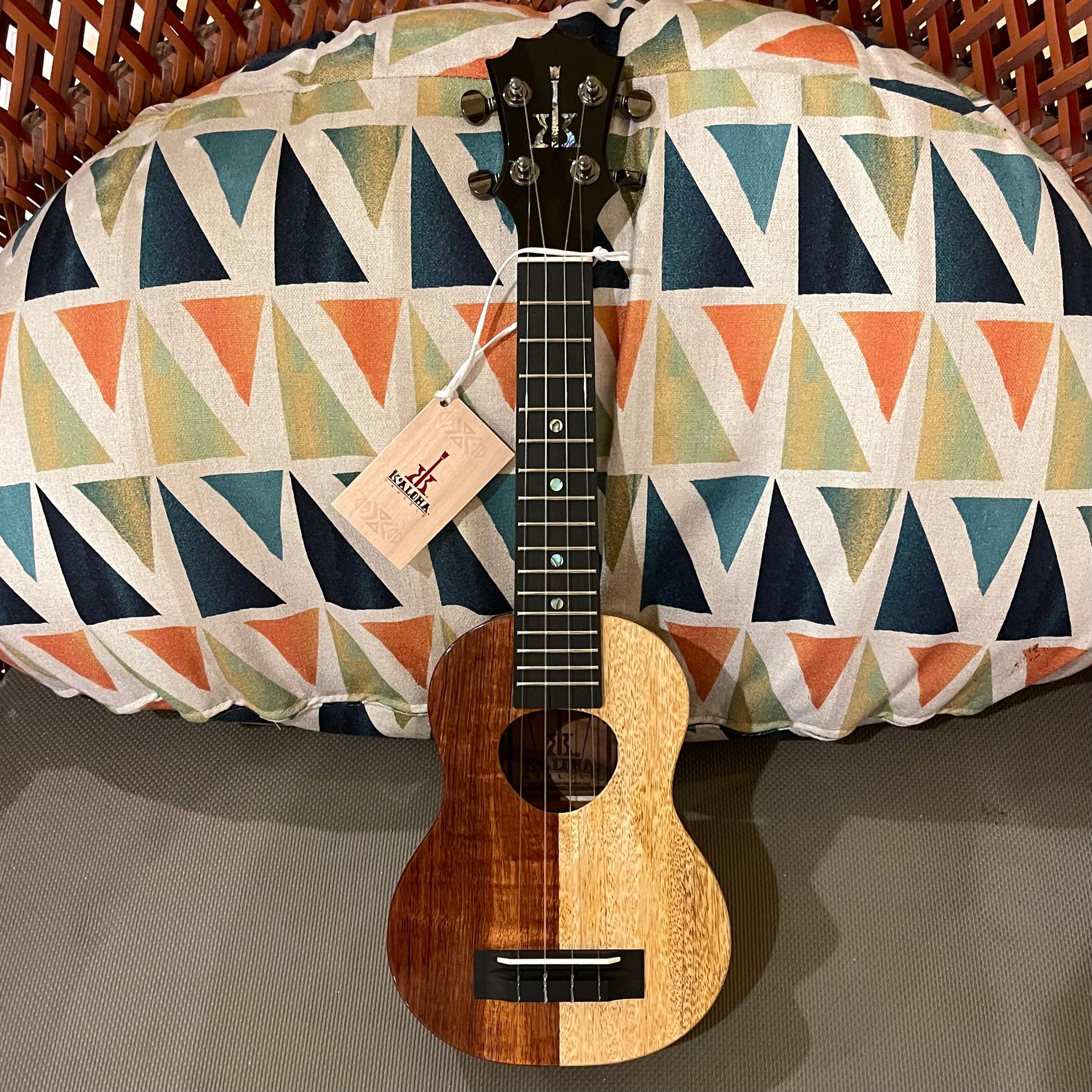 コアロハ　ウクレレ　ソプラノ　美品 楽天市場】KoAloha コアロハ ウクレレ ソプラノ KSM-00 UG STD