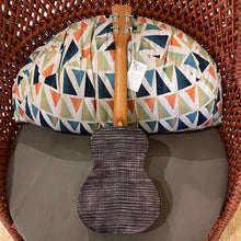 Load image into Gallery viewer, Kanile&#39;a Pohaku Tenor Ukulele #28802
