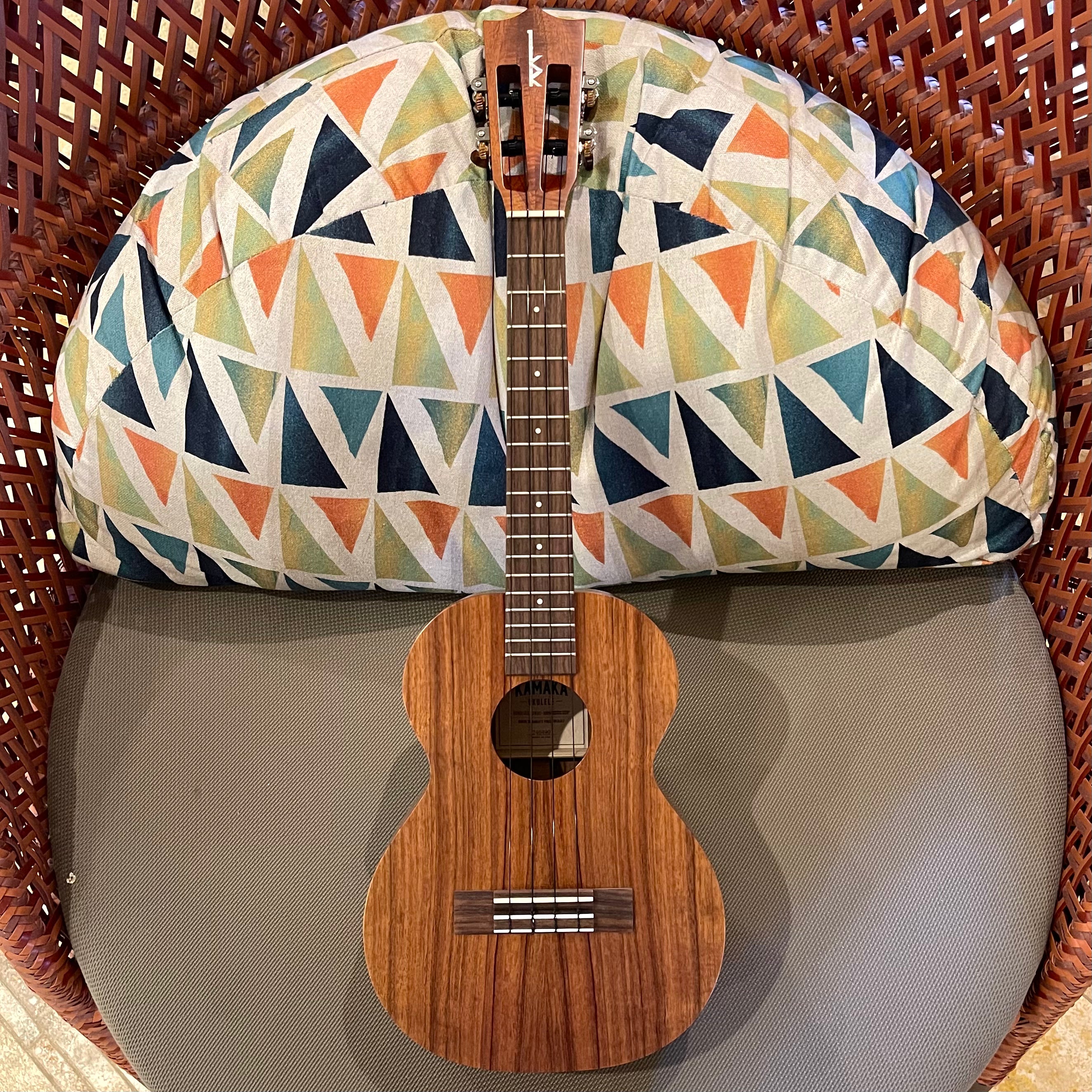 Hawaii ukulele  本場ハワイのウクレレ　puapua 三ツ葉楽器ハワイ – Ukulele Puapua