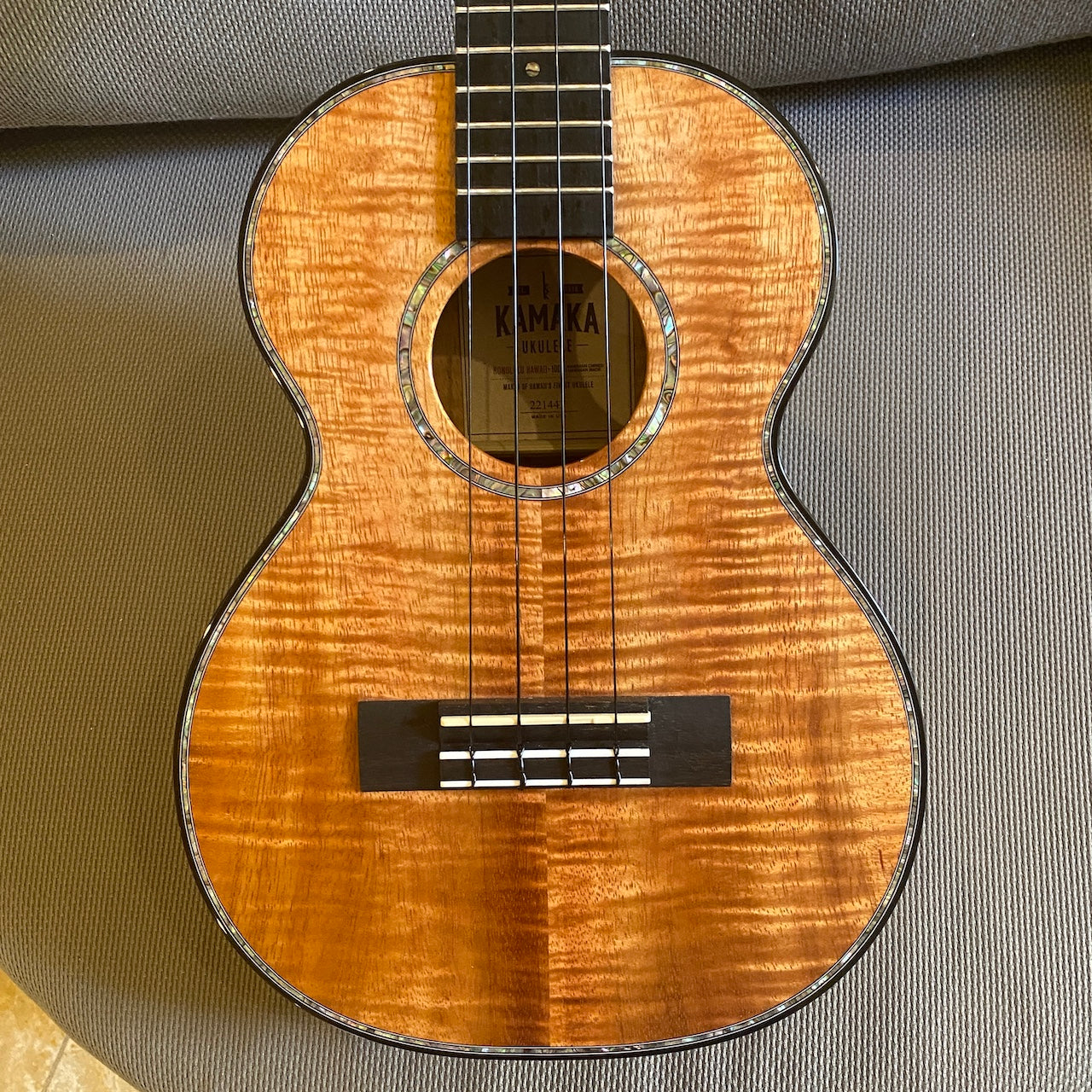 カマカ HF-3D2I ABV テナー ウクレレ デラックス スロッテッド L.R.Baggs FIVE.O ピックアップ 221443 –  Ukulele Puapua