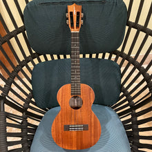 画像をギャラリービューアに読み込む, カマカ HF-3I スロットヘッド テナーウクレレ #241389
